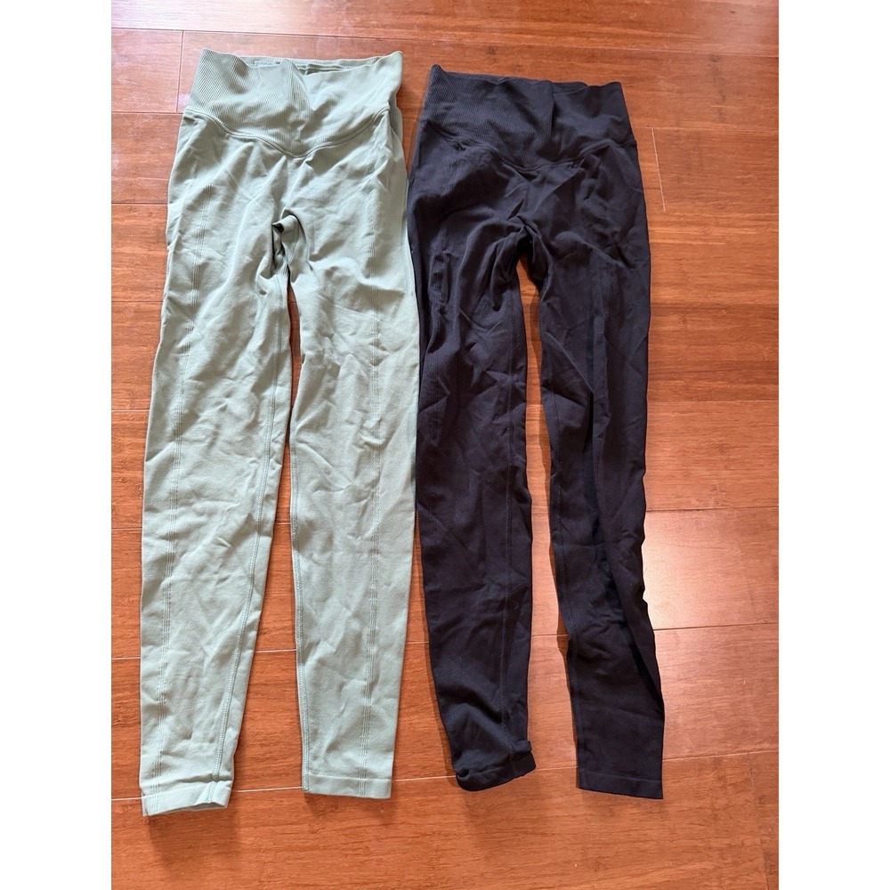 2 Pair‎ Of PINK Victoria's Secret Black Green Leggings Women's Size XS